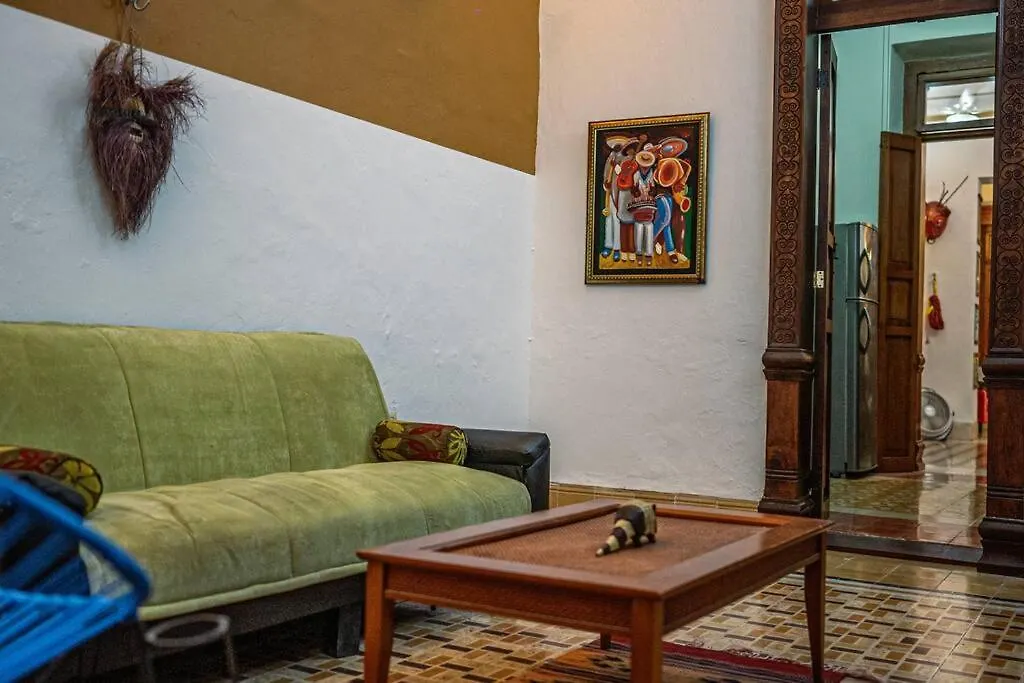 Villa Casa Armadillo, Colonial House With Pool Mérida Сasa de vacaciones
